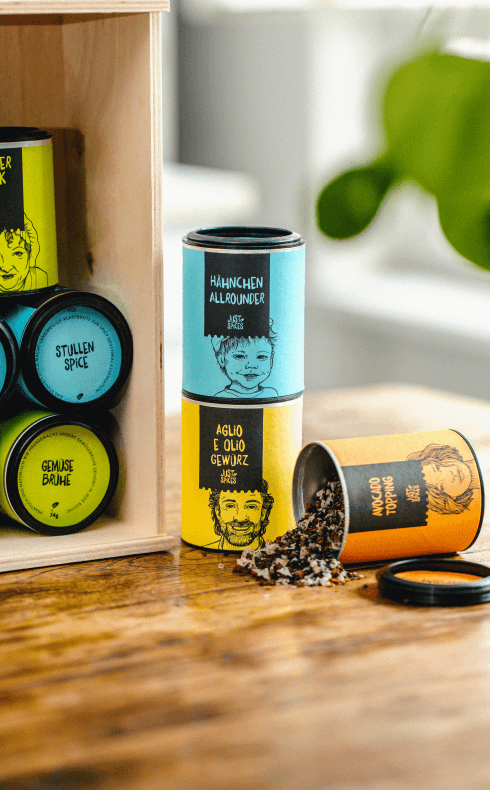 Große Holzbox: 16 Gewürze